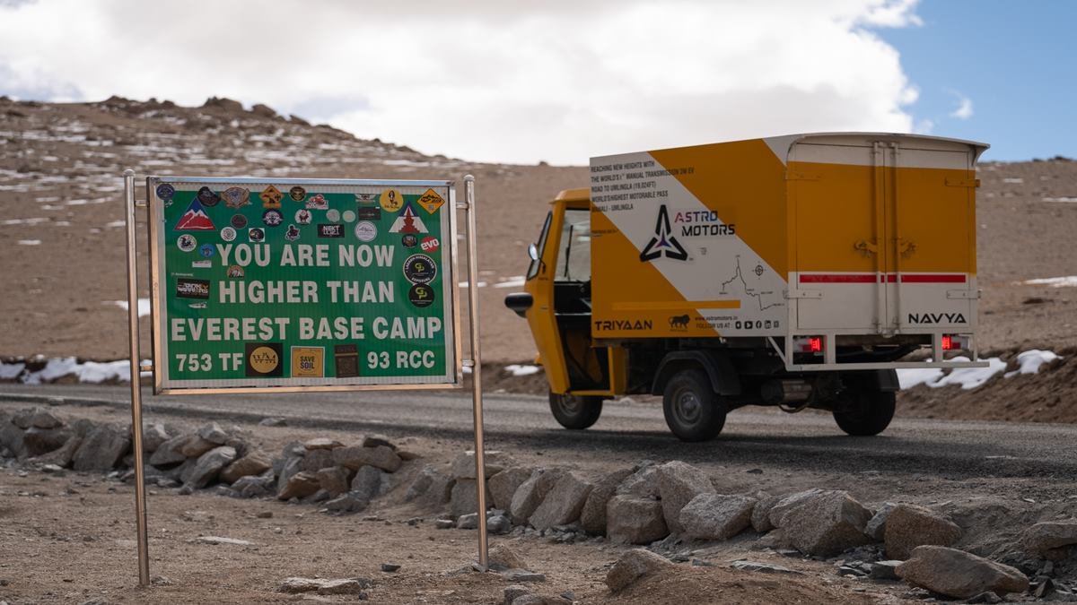 Read more about the article Overdrive: Astro Navya is the first electric three wheeler EV to reach Umling La pass